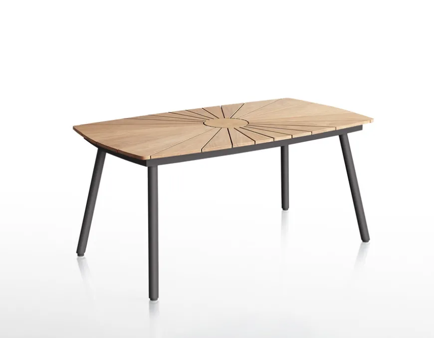DaneLine Eva Teak Havemøbelsæt m/4 stole - 90x160 cm - Grå