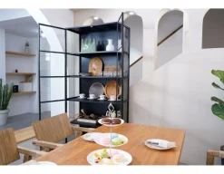 Svaneke Vitrineskab i Metal - 92x40x201 cm - Sort