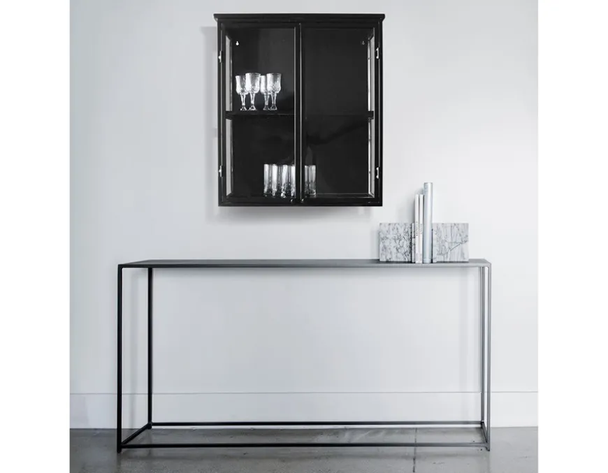 Tisvildeleje Væghængt Vitrineskab i Metal - 58,5x25x65,5 cm - Sort